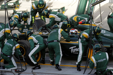 Trulli havde nogle problemer med sin racer, men gennemførte for Lotus